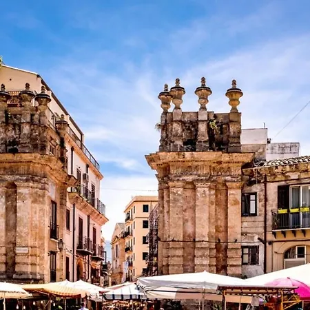 Tra I Vicoli Del Capo * Palermo