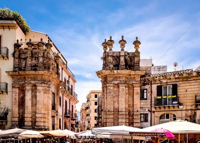 Tra I Vicoli Del Capo * Palermo