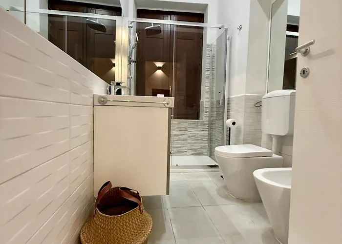 Tra I Vicoli Del Capo *