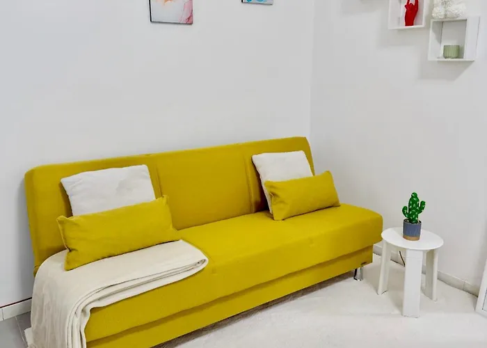 Tra I Vicoli Del Capo