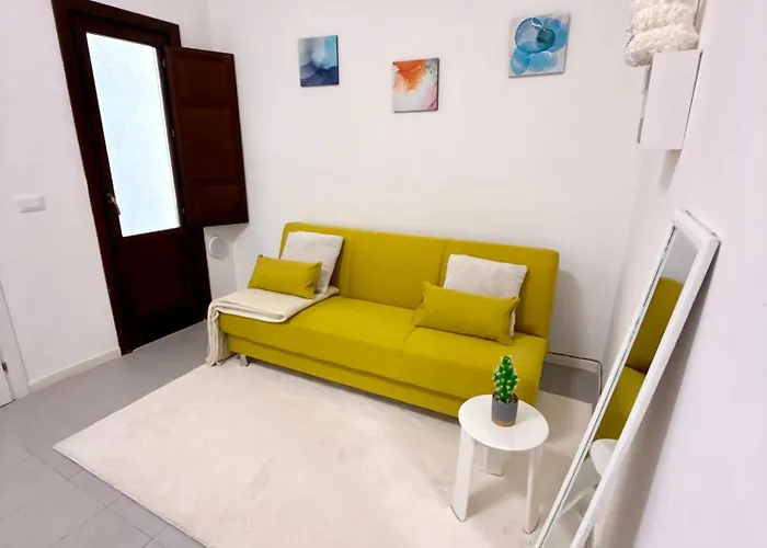 Tra I Vicoli Del Capo